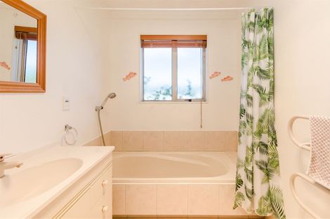 Photo of property in 23 College Drive, Paraparaumu, 5032