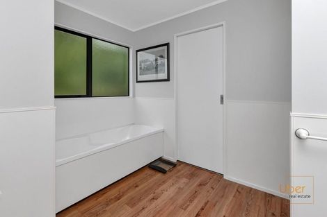 Photo of property in 98 Fourth Avenue, Woodhill, Whangarei, 0110