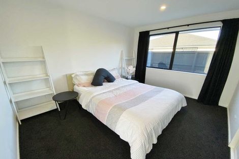 Photo of property in 28 Pistacia Place, Hornby, Christchurch, 8025