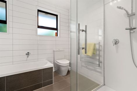 Photo of property in 3 Leeson Place, Mangere, Auckland, 2022