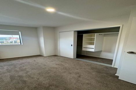 Photo of property in 7/25 Vodanovich Road, Te Atatu South, Auckland, 0610