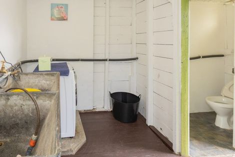 Photo of property in 16 Wellington Street, Enfield, Oamaru, 9491