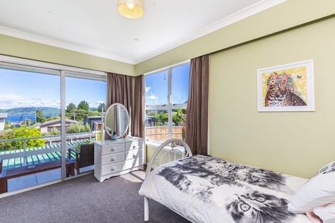 Photo of property in 5 Weka Road, Waipahihi, Taupo, 3330