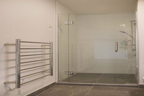 Photo of property in 4/16 Home Street, Mount Victoria, Wellington, 6011