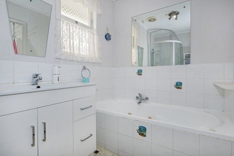 Photo of property in 14 Erin Street, Tikipunga, Whangarei, 0112