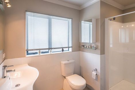 Photo of property in 6 Trusham Court, Paraparaumu, 5032