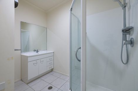 Photo of property in 10 Rosandich Drive, Sunnyvale, Auckland, 0612
