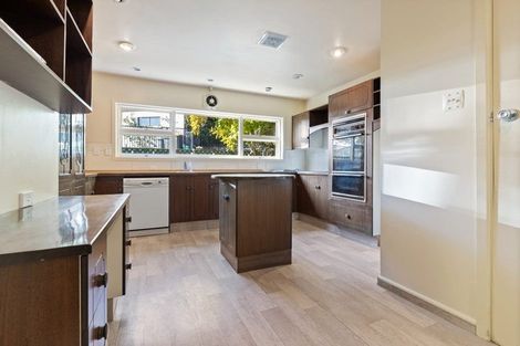 Photo of property in 30 Whareora Terrace, Cashmere, Christchurch, 8022