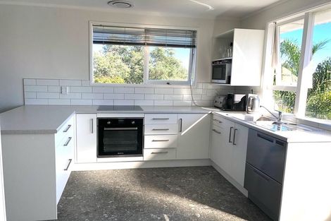 Photo of property in 10 Yeoman Place, Howick, Auckland, 2014