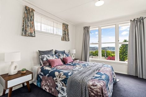 Photo of property in 18 Hanlon Street, Halfway Bush, Dunedin, 9010