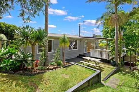 Photo of property in 9 Battenburg Place, Torbay, Auckland, 0630