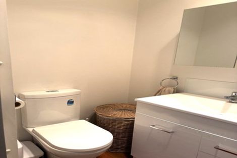 Photo of property in 2 Ross Street, Woodville, 4920