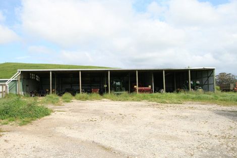 Photo of property in 775 Bird Road, Pukengahu, Stratford, 4393