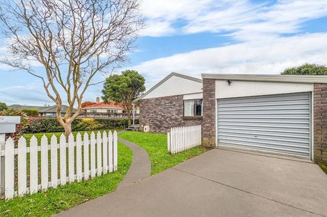 Photo of property in 65a Vardon Road, St Andrews, Hamilton, 3200