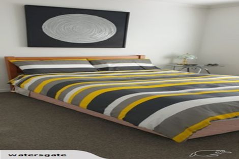 Photo of property in 5 Perrin Place, Darfield, 7510