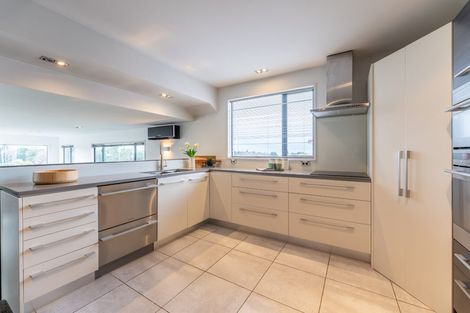 Photo of property in 203 Douglas Street, Highfield, Timaru, 7910