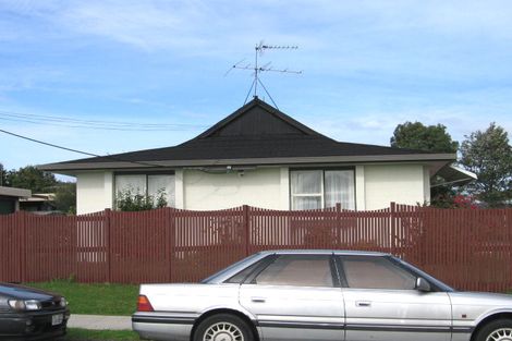Photo of property in 2/83 Macleans Road, Bucklands Beach, Auckland, 2014