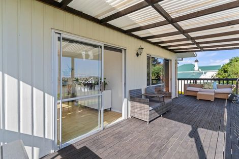 Photo of property in 15 Burgess Street, Te Aroha, 3320