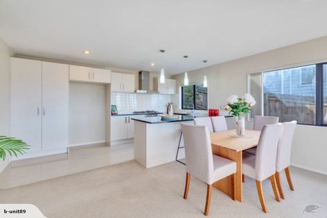 Photo of property in 16 Cityview Place, Massey, Auckland, 0614