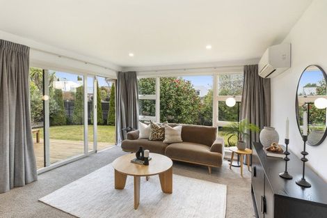 Photo of property in 1/9 Chislehurst Place, Bryndwr, Christchurch, 8052