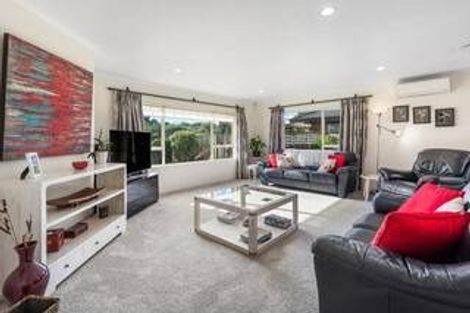 Photo of property in 70 Campbell Avenue, Paraparaumu, 5032