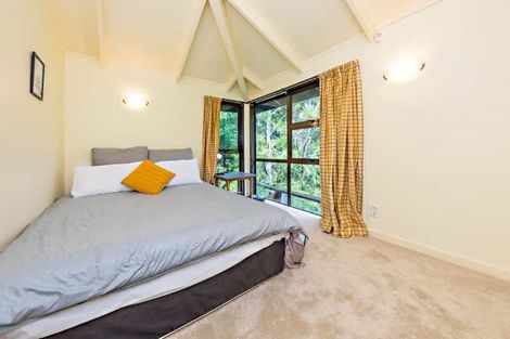 Photo of property in 60 Cheriton Road, Mellons Bay, Auckland, 2014