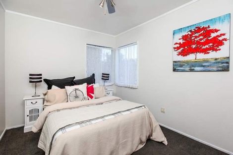 Photo of property in 83 Hobsonville Road, West Harbour, Auckland, 0618