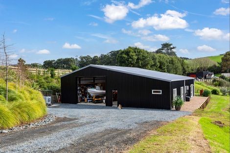 Photo of property in 111 Takatu Road, Tawharanui Peninsula, Matakana, 0986