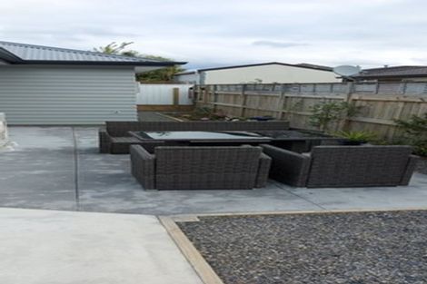 Photo of property in 6a Elm Street, Ebdentown, Upper Hutt, 5018