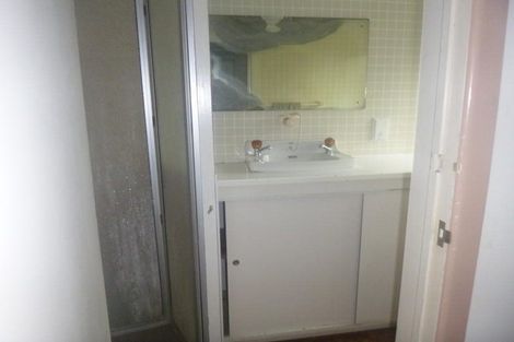 Photo of property in 28 Forest Hill Road, Henderson, Auckland, 0612