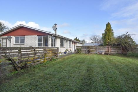 Photo of property in 6a Tait Place, Carterton, 5713