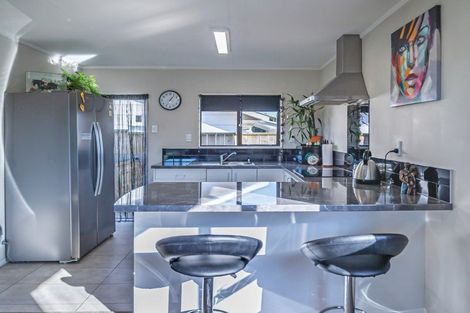 Photo of property in 31 Balmoral Street, Levin, 5510