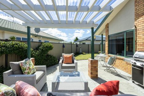 Photo of property in 4 Aintree Place, Taradale, Napier, 4112