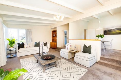 Photo of property in 10 Gillean Street, Havelock North, 4130