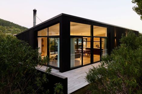 Photo of property in 5 Harkess Lane, Lyttelton, 8082