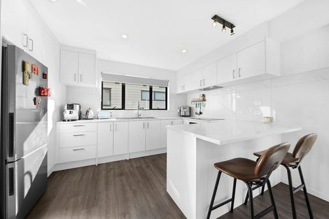 Photo of property in 3/45 Dale Crescent, Pakuranga, Auckland, 2010