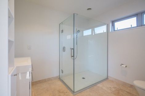 Photo of property in 15 Rowan Court, Wanaka, 9305