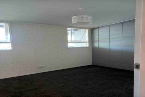 Photo of property in 10 Clendon Court, Roslyn, Palmerston North, 4414