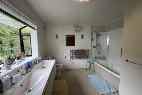 Photo of property in 2/260 Sunset Road, Windsor Park, Auckland, 0632
