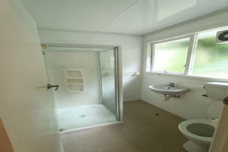 Photo of property in 42 Ngaio Road, Kelburn, Wellington, 6012