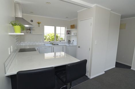Photo of property in 7/193 Eskdale Road, Birkenhead, Auckland, 0626