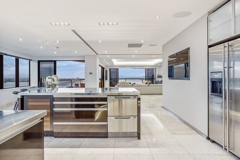 Photo of property in Shangri La Apartments, 13/97 Jervois Road, Herne Bay, Auckland, 1011