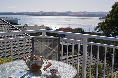 Photo of property in 1/99 Pah Road, Cockle Bay, Auckland, 2014