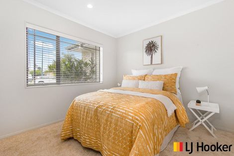 Photo of property in 3 Kimptonfields Court, Wattle Downs, Auckland, 2103