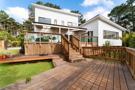 Photo of property in 12 Sunnyvale Road, Waitakere, Auckland, 0614