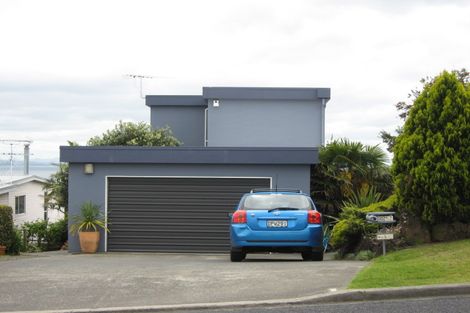 Photo of property in 1302 Whangaparaoa Road, Army Bay, Whangaparaoa, 0930