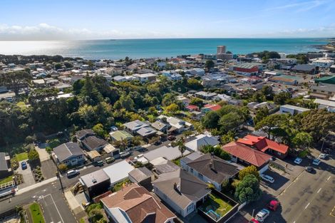 Photo of property in 228 Devon Street West, New Plymouth, 4310