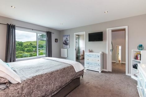 Photo of property in 75 Dalmore Way, Acacia Bay, Taupo, 3385