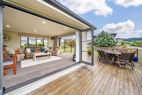 Photo of property in 9 Colin Guppy Crescent, Riverstone Terraces, Upper Hutt, 5018