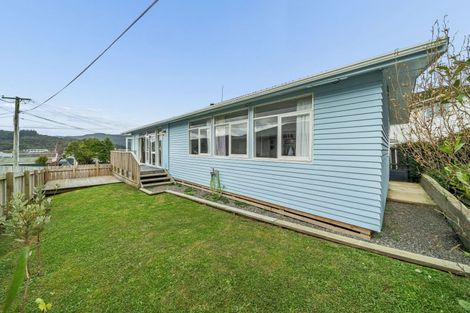 Photo of property in 19a Karaka Street, Wainuiomata, Lower Hutt, 5014